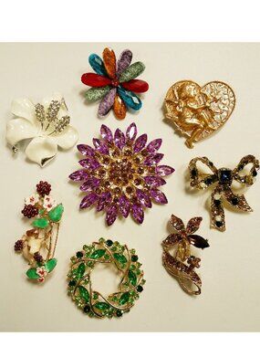 Brooch Lot of 8 - Starburst Flower Angel